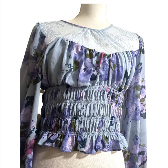 NWT Free People Women's
Daphne Blouse - Picture 5 of 7